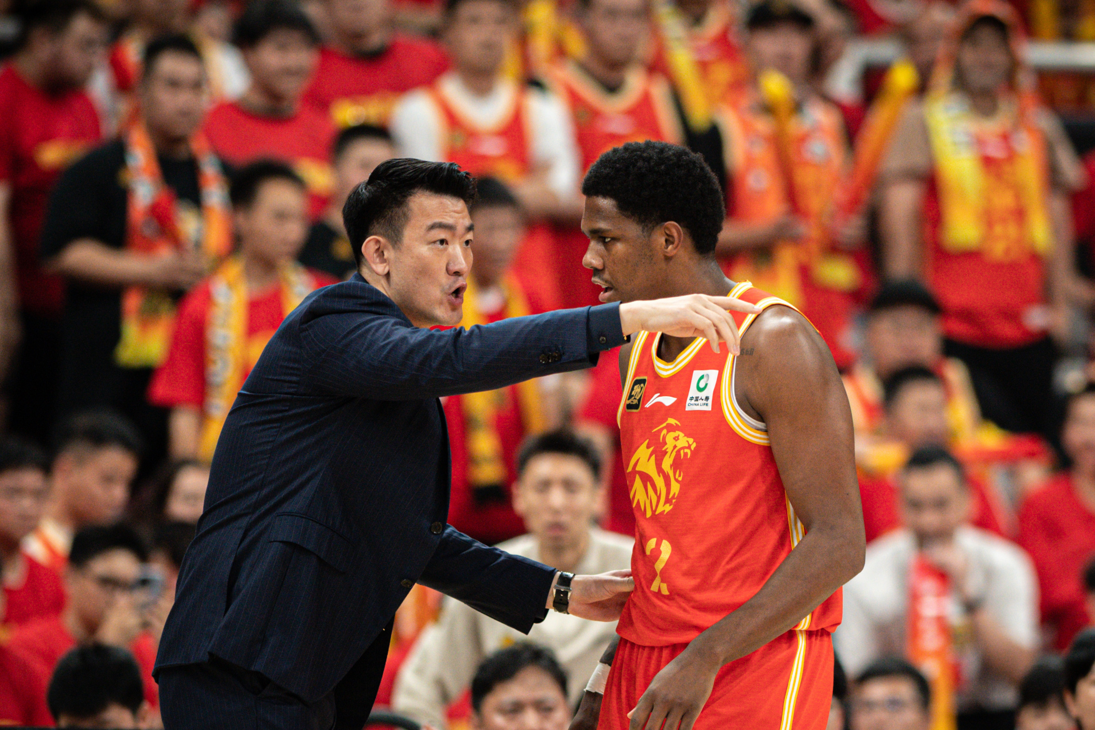 星空广厦男篮训练开放日，转会期临场应变引欢呼，国王杯在即，医务组通报恢复的简单介绍